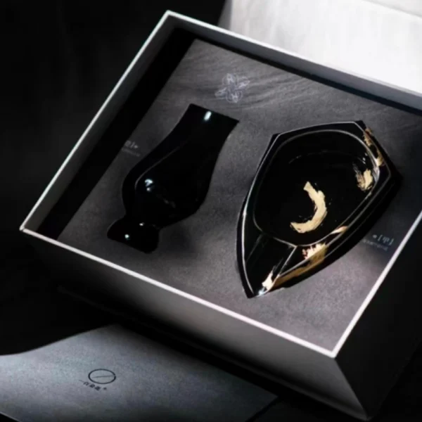 Black Gold Jar+Wine Glass Set