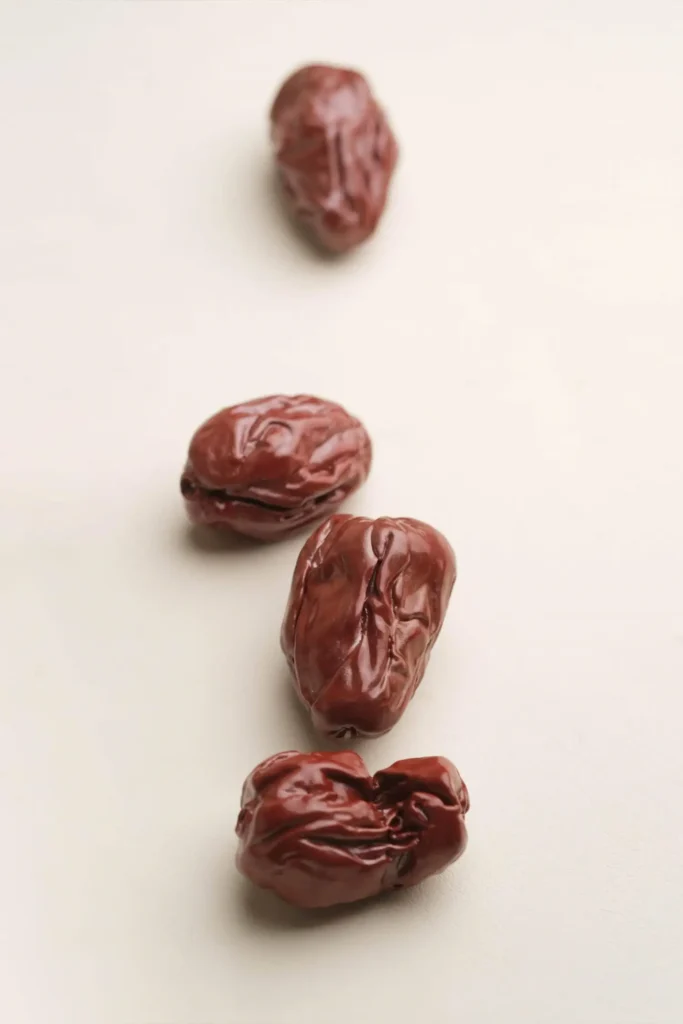 Housewarming Gift Ideas Porcelain Dates 01