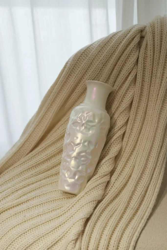 Velvet Pearl Glaze Porcelain Vase 007